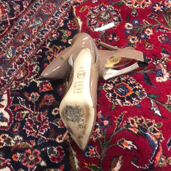 Michael Kors Pumps - Picture 4 of 8